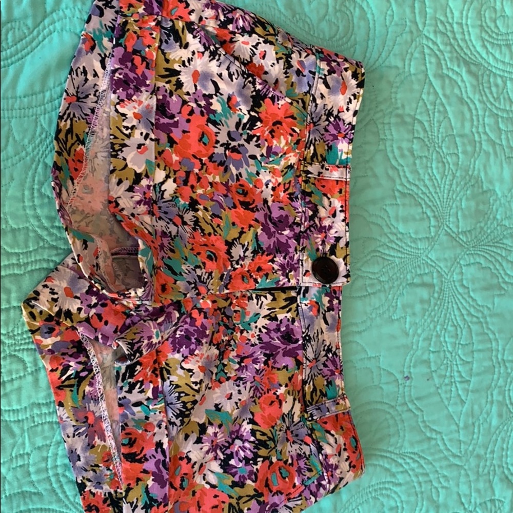 Flower print shorts